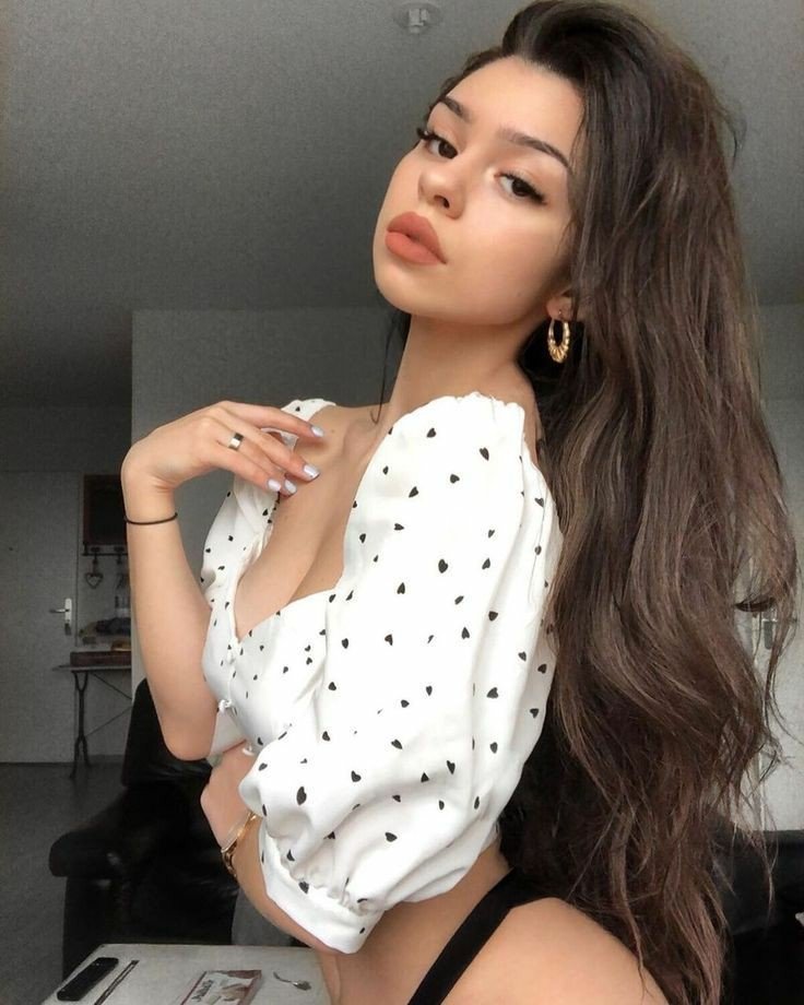 Karşıyaka Özel Hizmet Veren Bayan Escort Kaderin